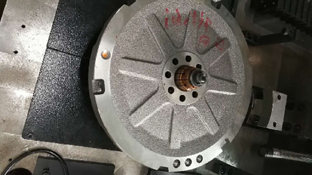 立式鉆孔全自動平衡機，在汽車零部件行業(yè)廣泛應用